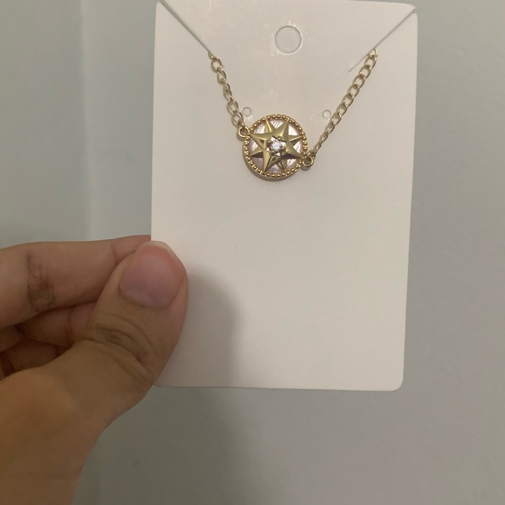 Jewelry Set - Picture 2 of 3